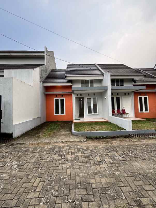 dijual rumah kalimulya cilodong depok