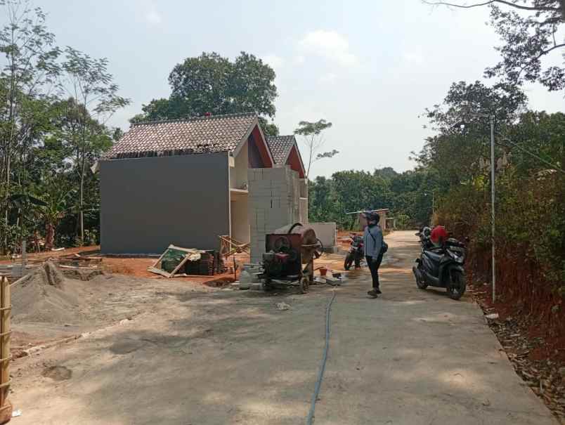 dijual rumah kandri