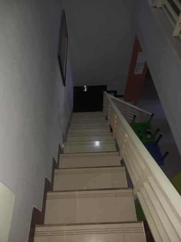 dijual rumah kantor dalam komplek area antapani mas