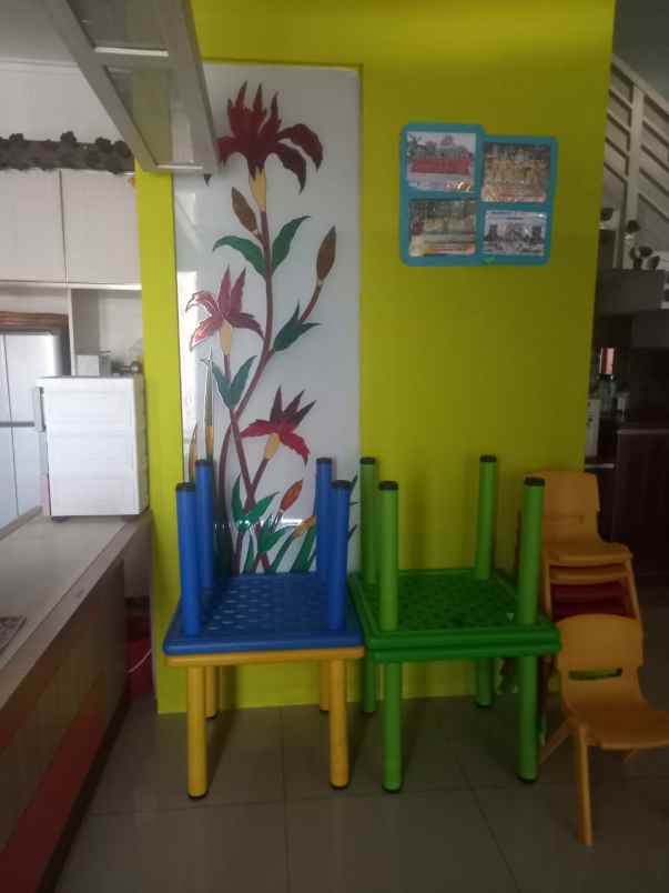 dijual rumah kantor dalam komplek area antapani mas