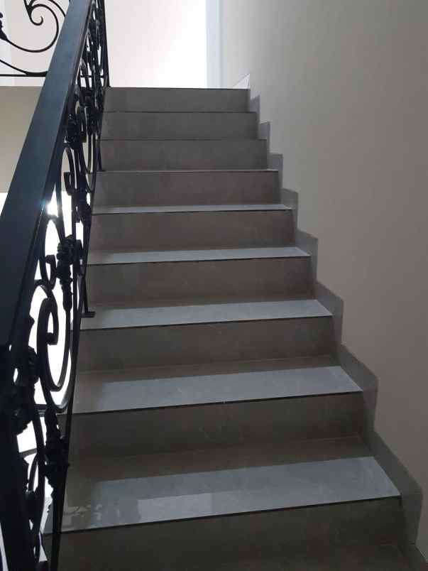 dijual rumah kavling al duren sawit