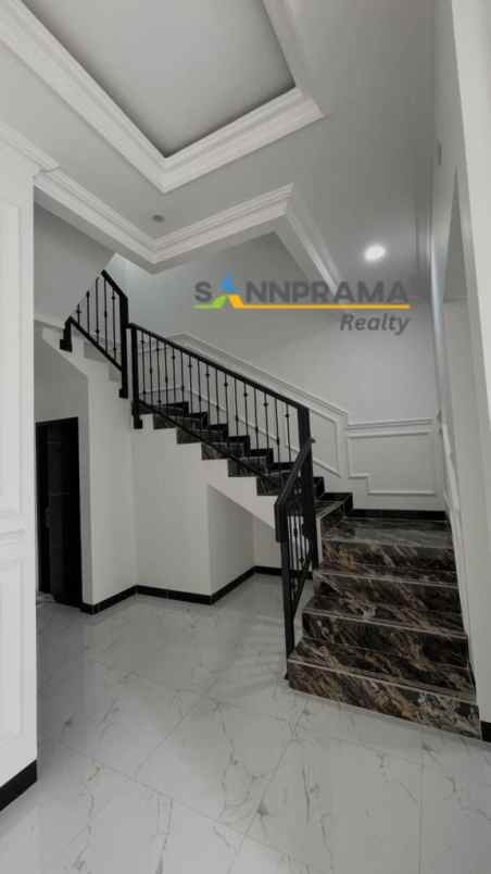 dijual rumah kebagusan