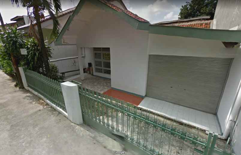 dijual rumah kebayoran baru