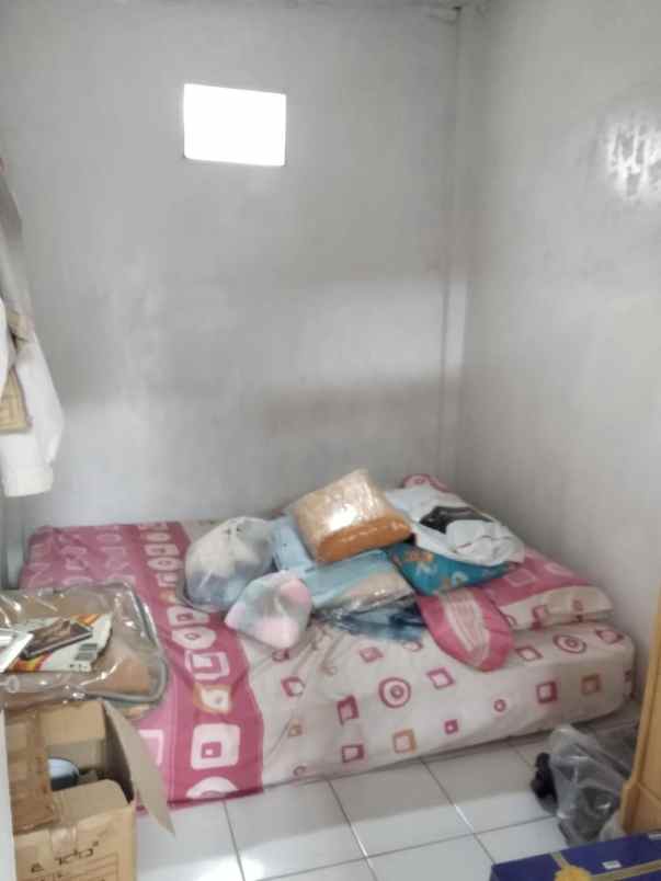 dijual rumah kebon bibit tamansari