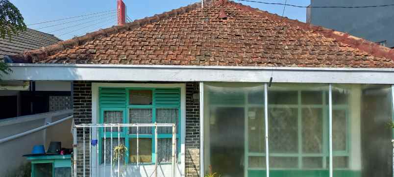 dijual rumah kebon bibit tamansari