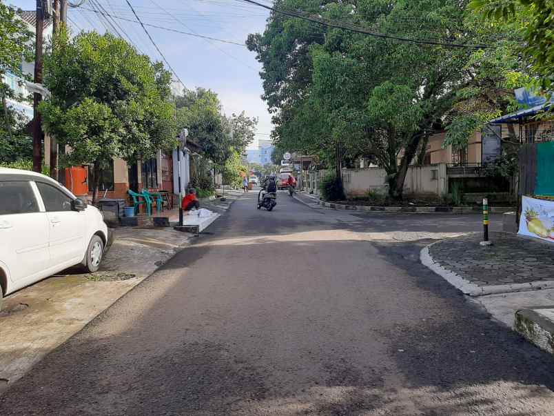 dijual rumah kec coblong