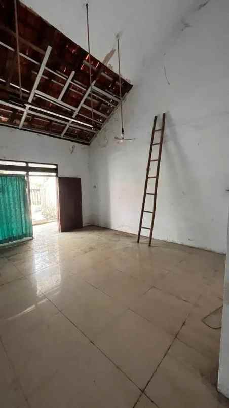 dijual rumah kemanggisan