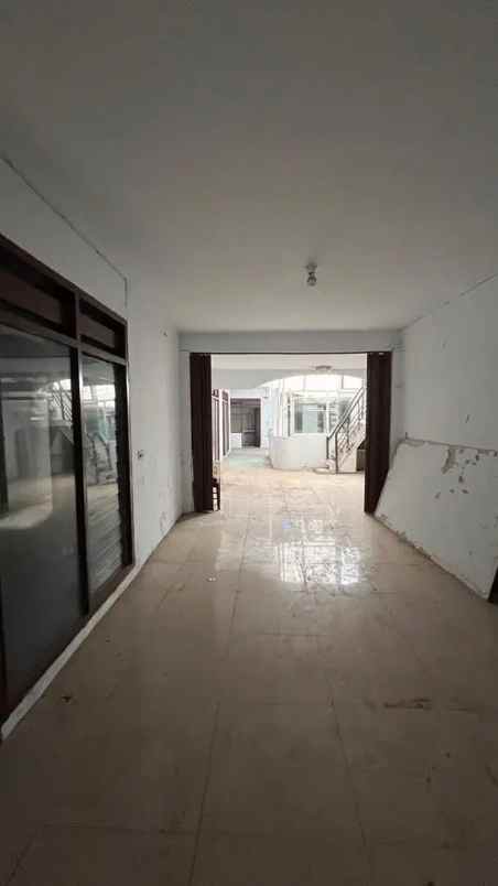 dijual rumah kemanggisan