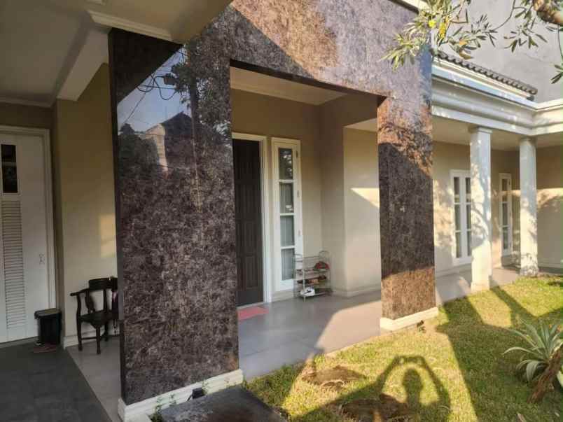 dijual rumah ketintang permai