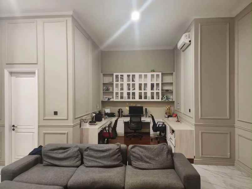 dijual rumah ketintang permai