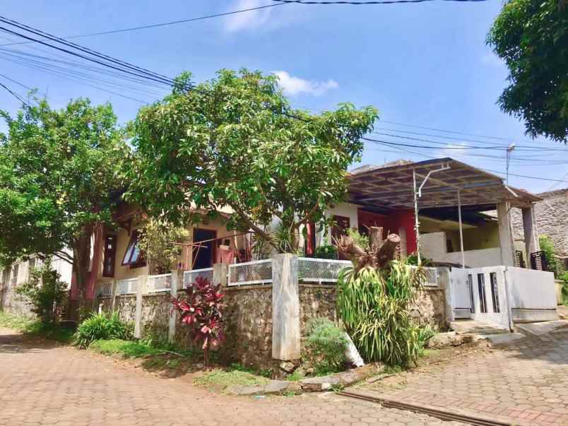 dijual rumah komp villa pasirwangi