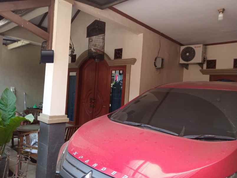 dijual rumah komplek bahagia permai