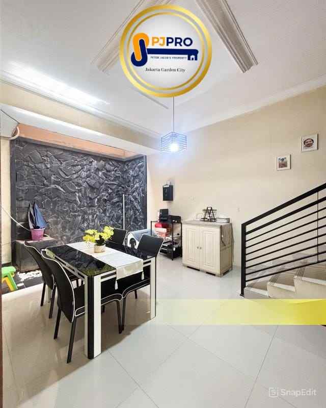 dijual rumah komplek billy moon