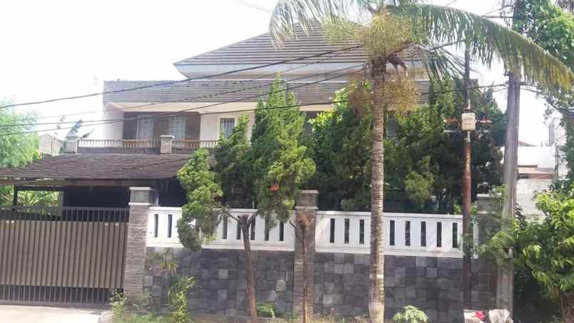 dijual rumah komplek billymon pondok