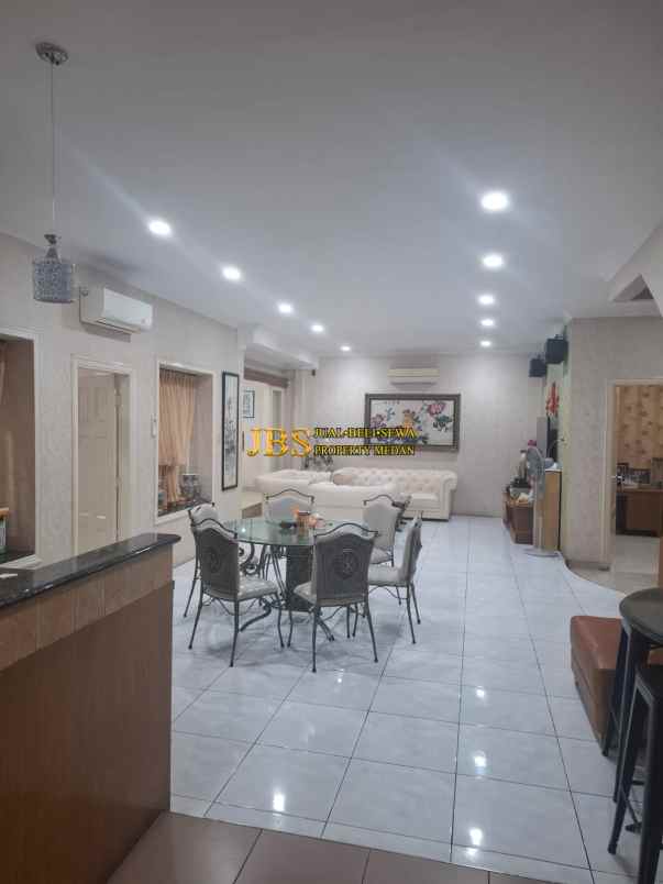 dijual rumah komplek cemara asri jalan