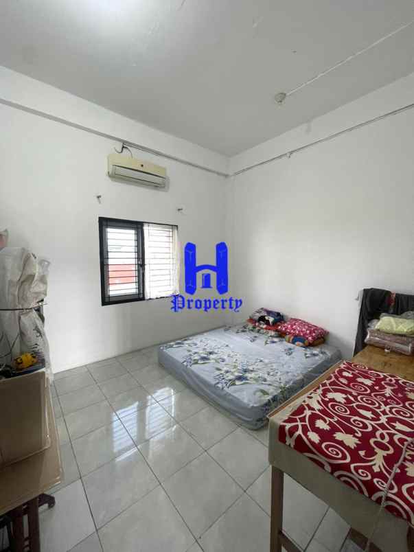 dijual rumah komplek cemara residence