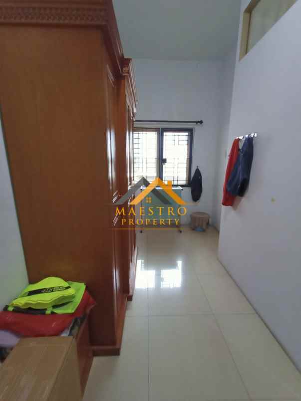 dijual rumah komplek citra krakatau