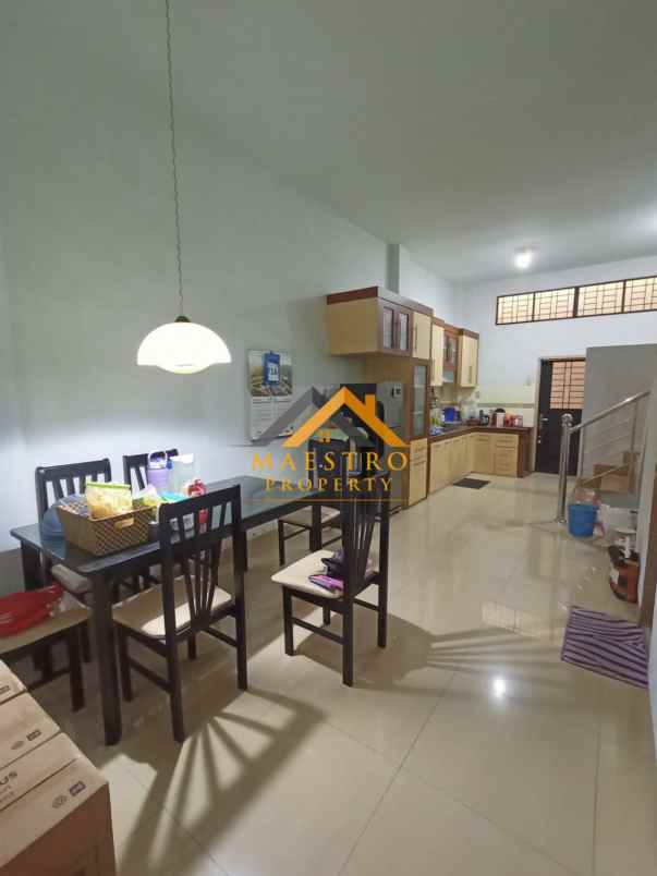 dijual rumah komplek citra krakatau