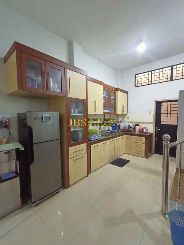 dijual rumah komplek citra krakatau