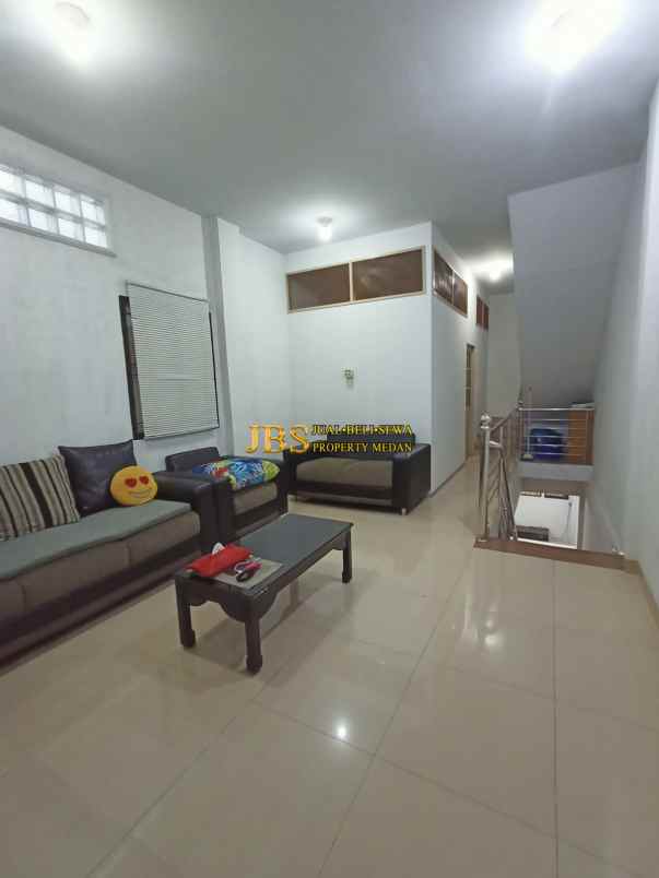 dijual rumah komplek citra krakatau