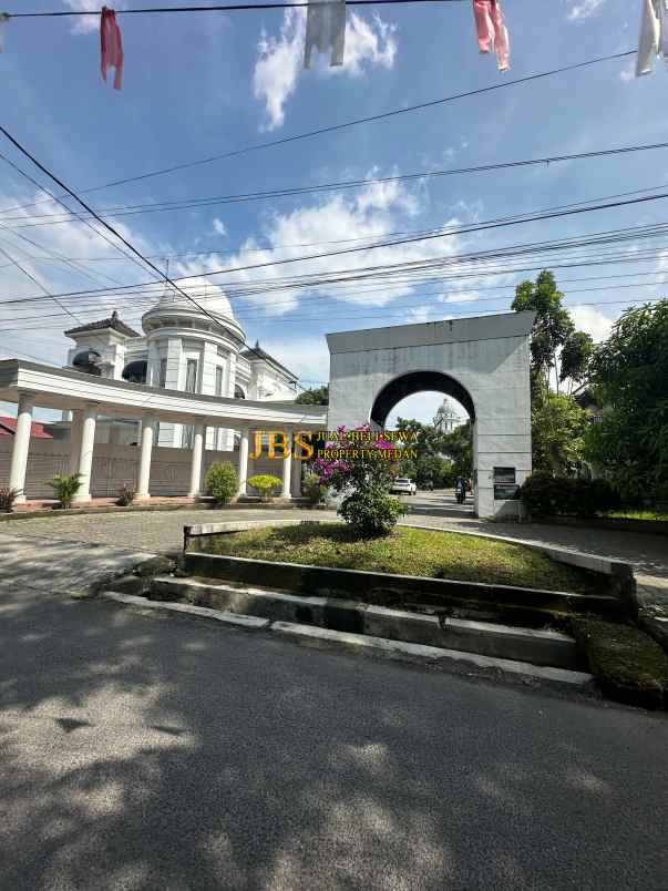 dijual rumah komplek grand murai land