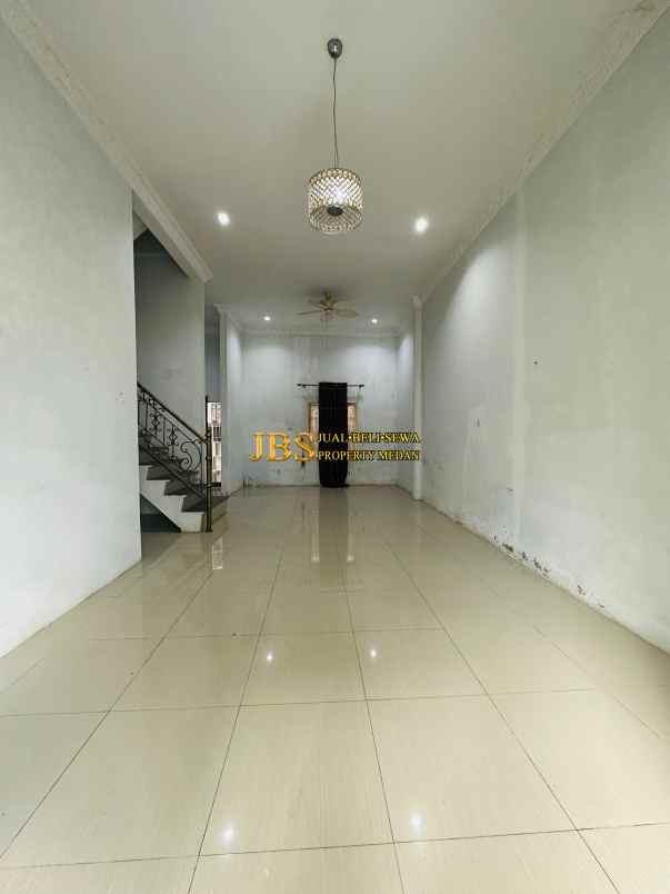 dijual rumah komplek grand murai land