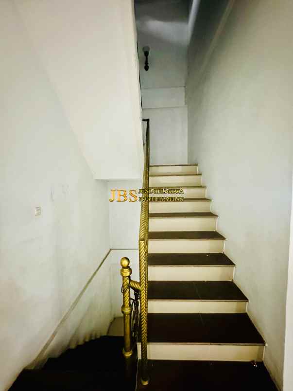 dijual rumah komplek grand murai land