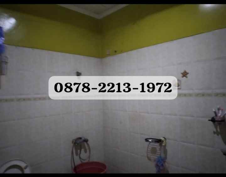 dijual rumah komplek jatiwaringin bekasi