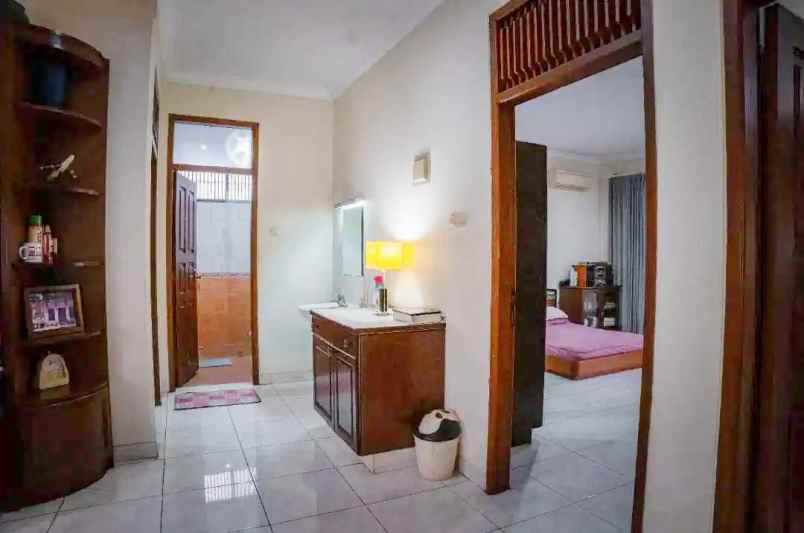 dijual rumah komplek kayu putih