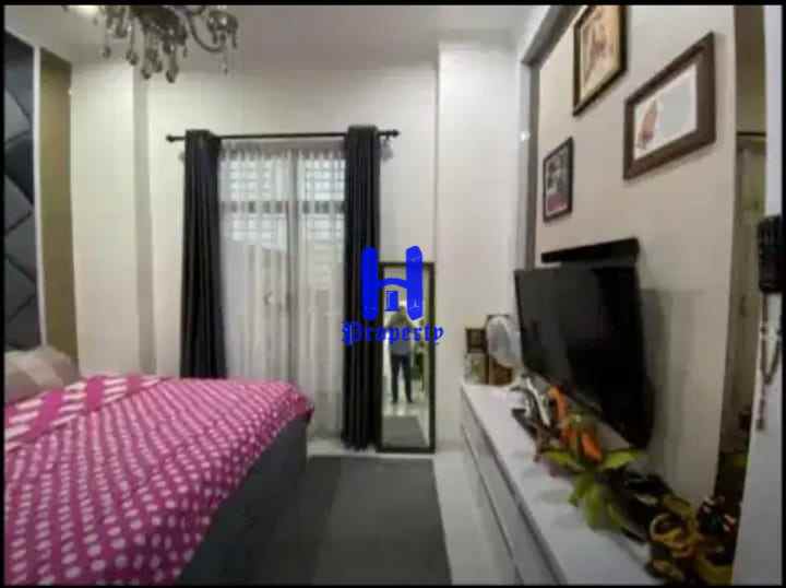 dijual rumah komplek mentari park jalan