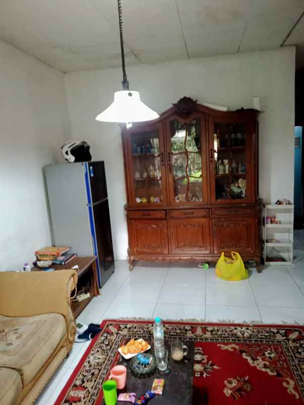 dijual rumah komplek mitra manunggal
