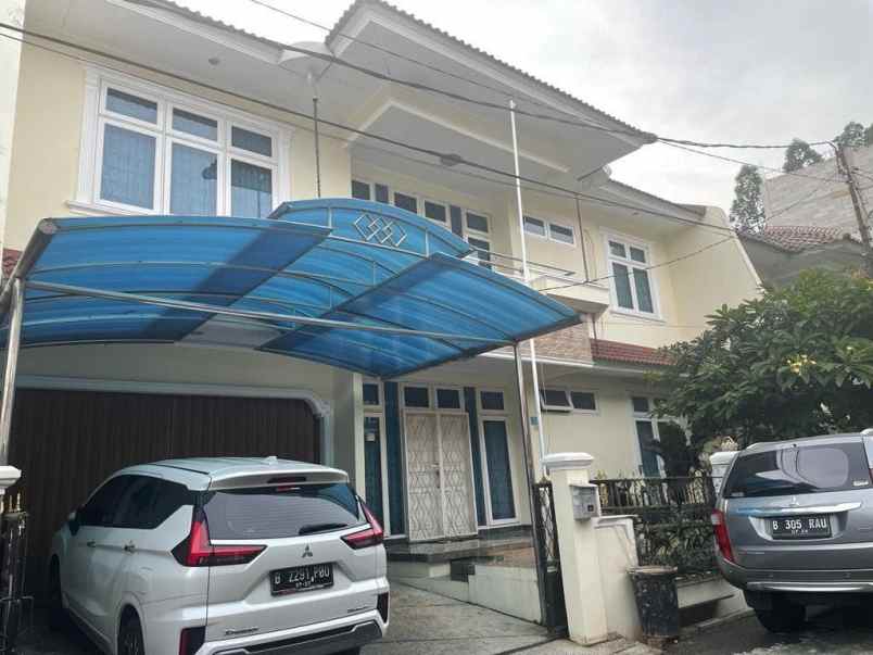 dijual rumah komplek pondok kelapa