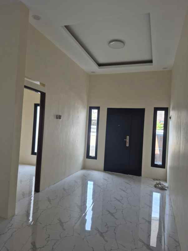 dijual rumah komplek pratista antapani