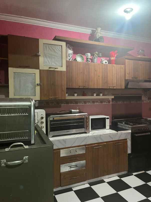 dijual rumah komplek turangga