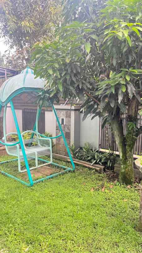 dijual rumah komplek turangga