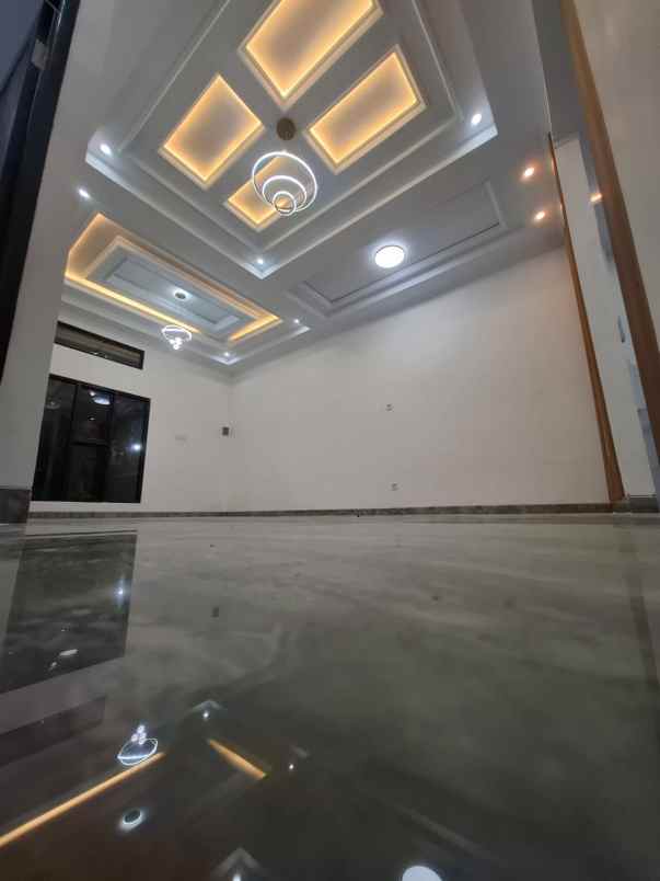 dijual rumah kota harapan indah bekasi