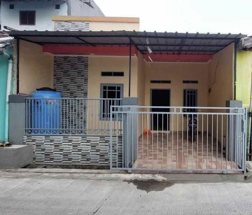 dijual rumah kota harapan indah bekasi