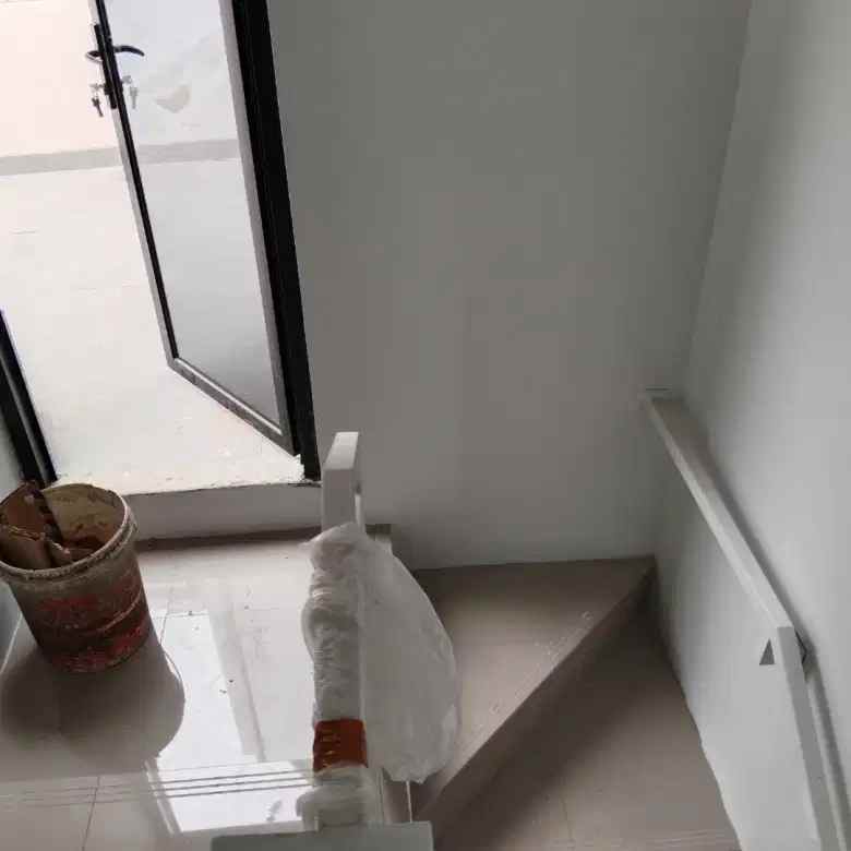 dijual rumah logam margacinta ciwastra