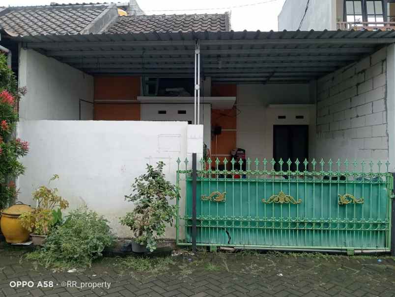 dijual rumah lokasi perumahan sukun kota malang