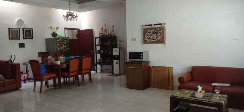 dijual rumah lokasi tebet barat jakarta selatan