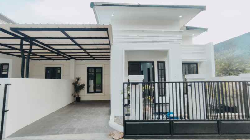 Rumah Baru Siap Huni Di Dekat Lpmp Tirtomartani Kalasan