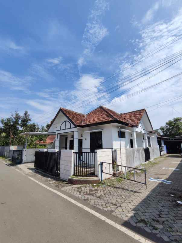 dijual rumah luas lokasi sawojajar kota malang