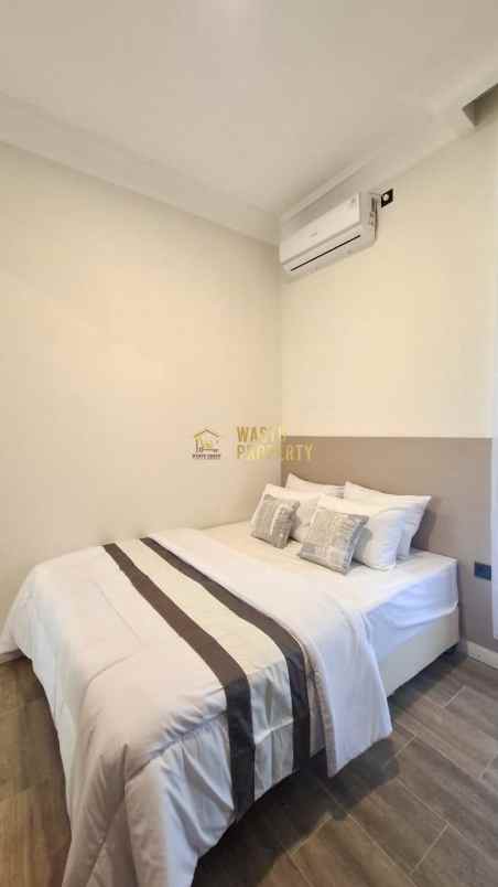 dijual rumah maguwoharjo kec depok kab