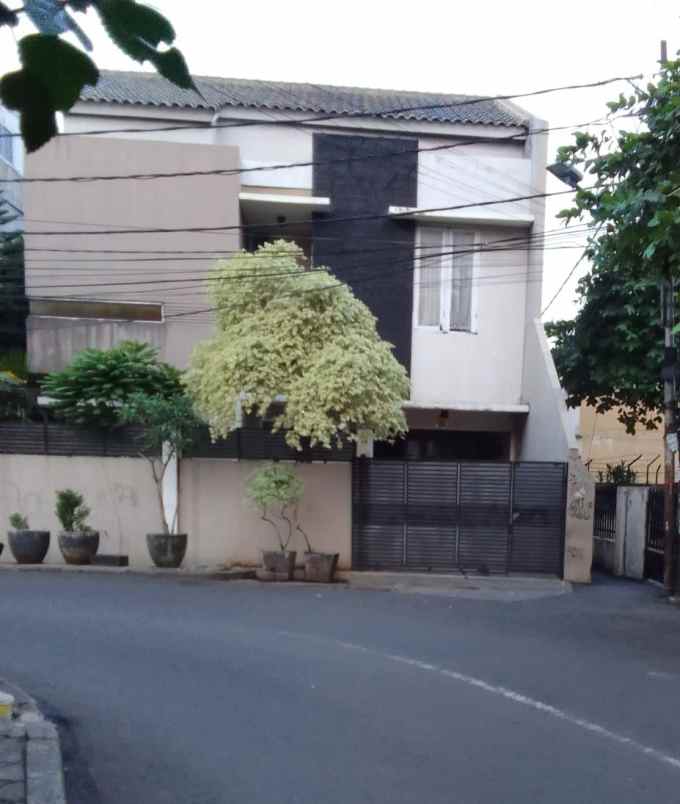 dijual rumah manggarai selatan