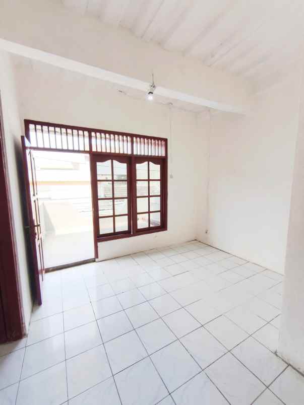 dijual rumah margahayu jaya
