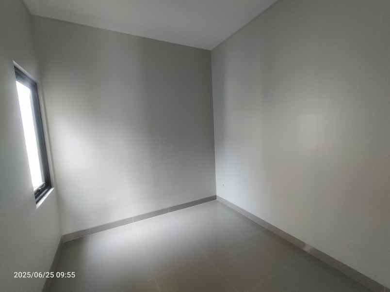 dijual rumah margahayu raya