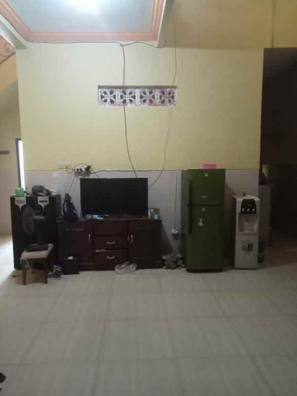 dijual rumah medayu