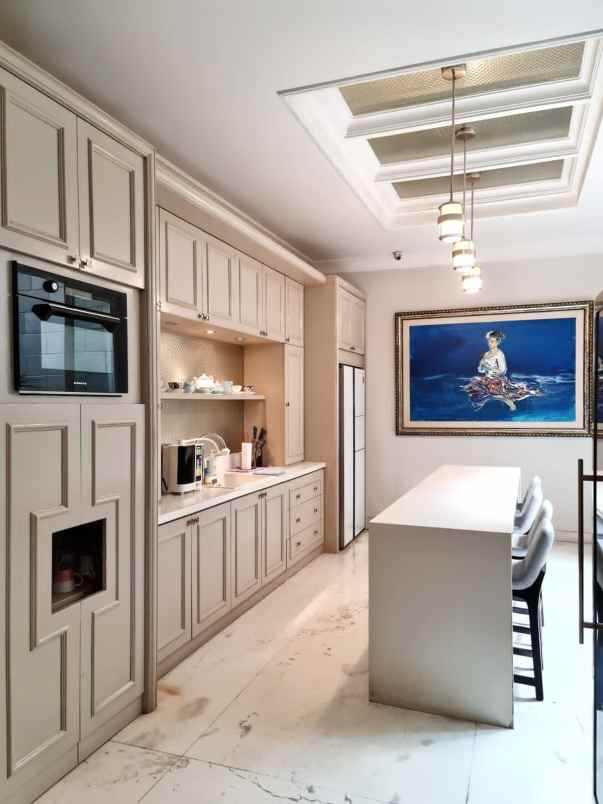 dijual rumah mega kuningan jakarta selatan