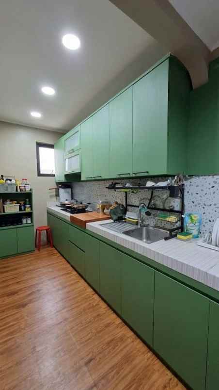 dijual rumah megapolitan cinere estate