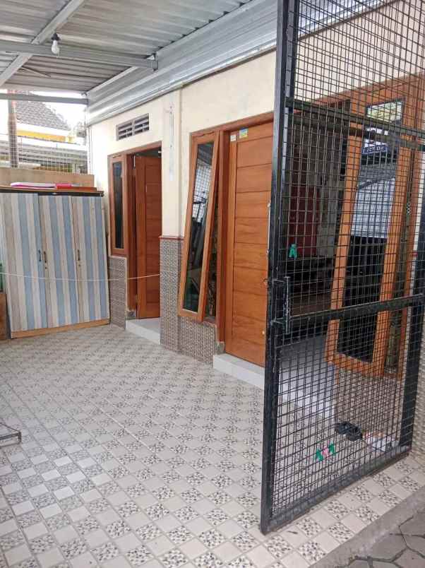 dijual rumah meijing lor